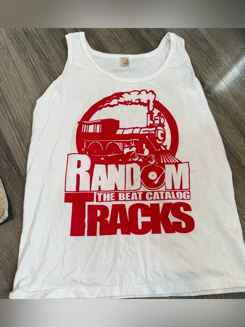 Vintage anvil tank small